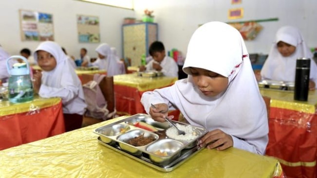 antarafoto-peluncuran-makan-bergizi-gratis-di-gorontalo-1736146971_ratio-16x9
